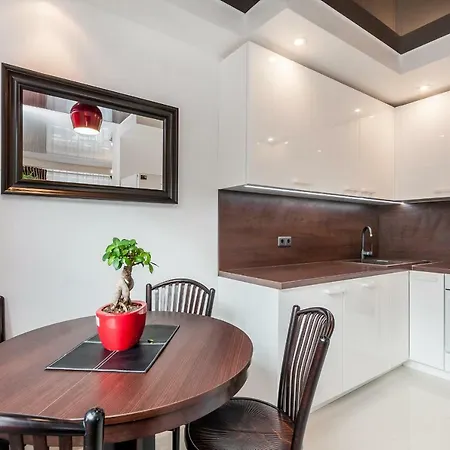 Luxury Pavilnys Apartment *